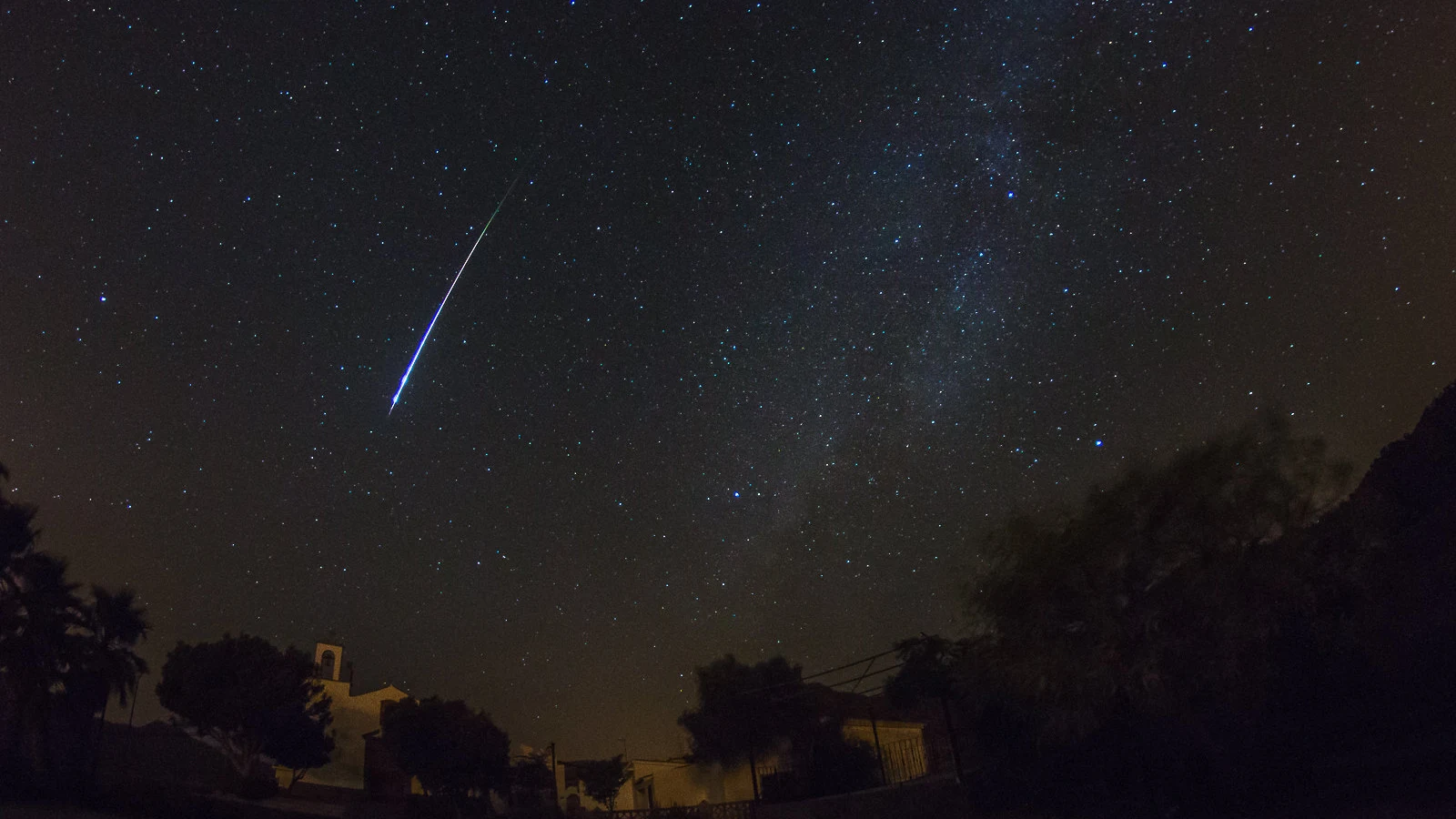 Últimos días para disfrutar de las perseidas, la lluvia de estrellas más intensa del año