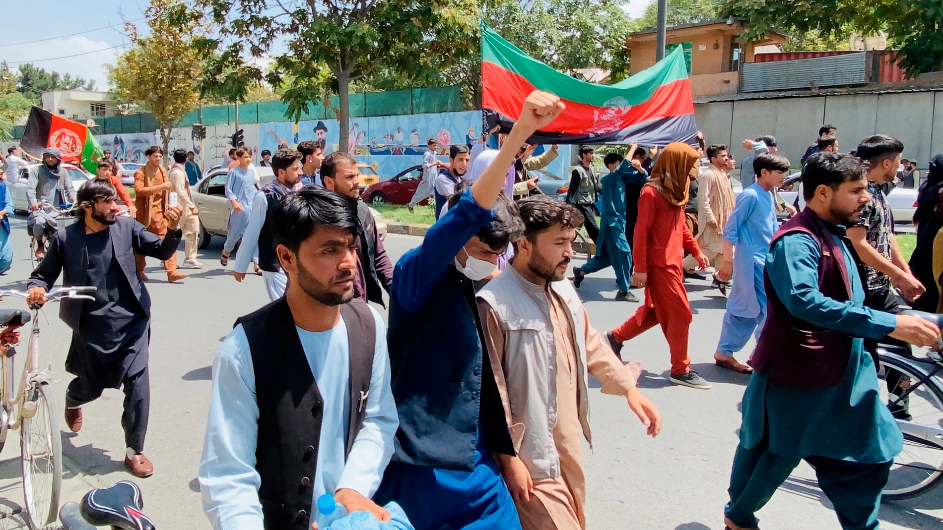 Afganos protestan en el Día de la Independencia