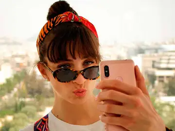 Cómo hacerte un selfie en tu móvil Android sin tocar ni un botón Cómo hacerte un selfie en tu móvil Android sin tocar ni un botón