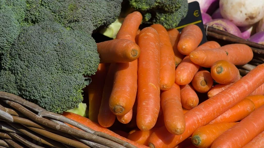 Imagen de archivo del mostrador de una frutería. Imagen de archivo del mostrador de una frutería.