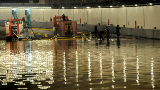 La DANA complica la hora punta en Madrid con inundaciones en el metro, cortes en el Cercanías y atascos en algunas carreteras La DANA complica la hora punta en Madrid con inundaciones en el metro, cortes en el Cercanías y atascos en algunas carreteras