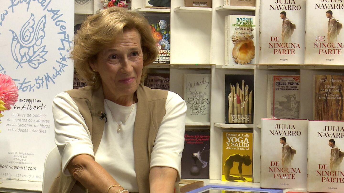 La escritora Julia Navarro La escritora Julia Navarro