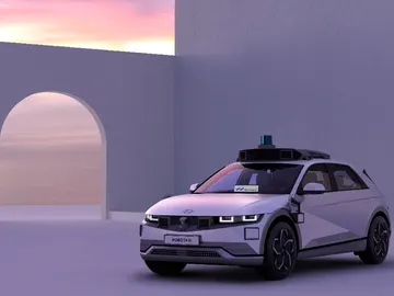 ‘Robotaxi’ basado en su actual crossover compacto eléctrico, el Ioniq 5. ‘Robotaxi’ basado en su actual crossover compacto eléctrico, el Ioniq 5.
