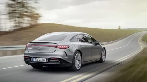 Mercedes-AMG presenta a su primer deportivo eléctrico, el EQS 53 Mercedes-AMG presenta a su primer deportivo eléctrico, el EQS 53
