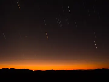 Llluvia de estrellas Llluvia de estrellas