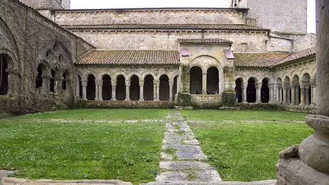 Colegiata Santa Juliana Colegiata Santa Juliana