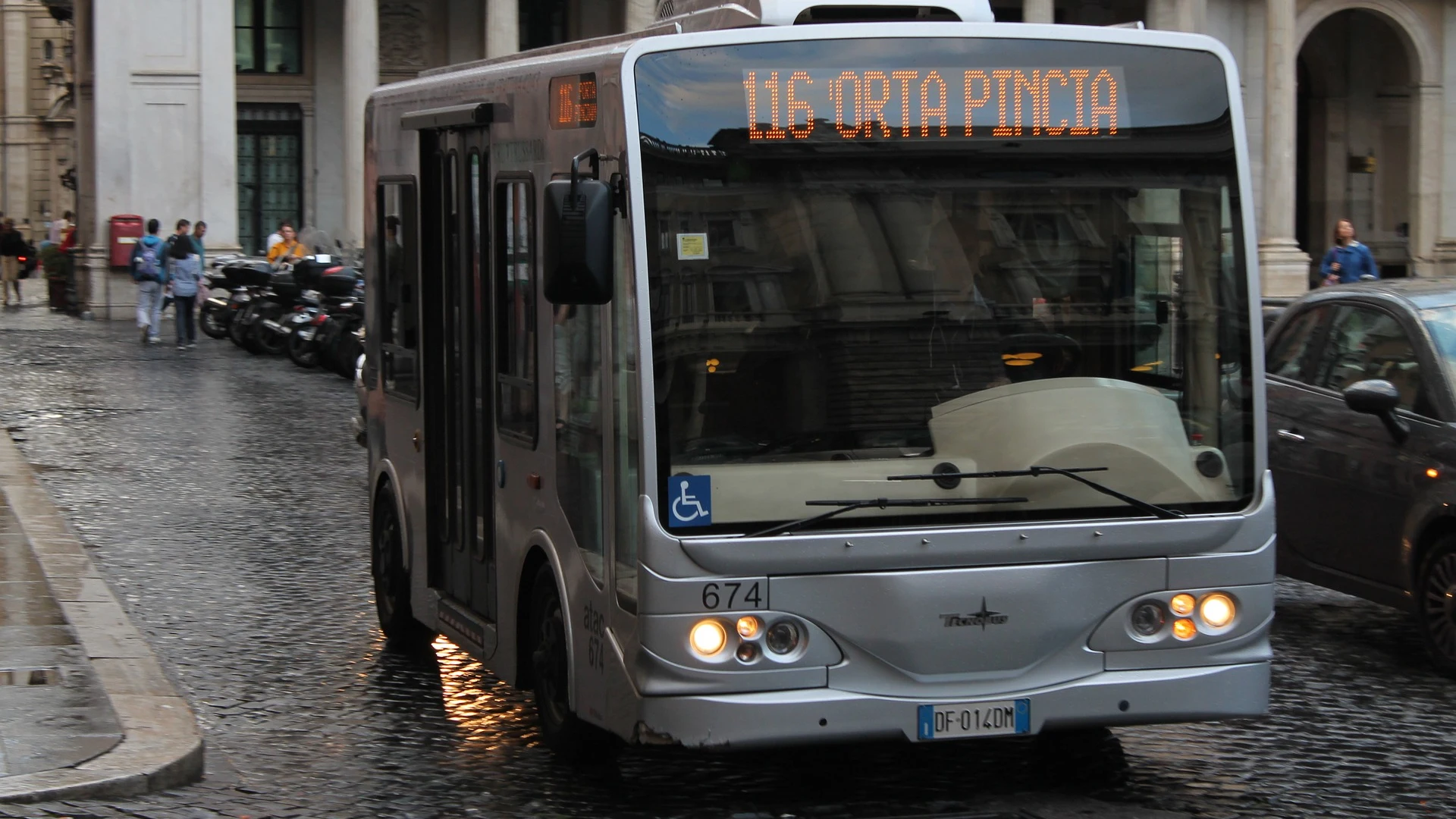 Imagen de archivo de un autobús en Italia