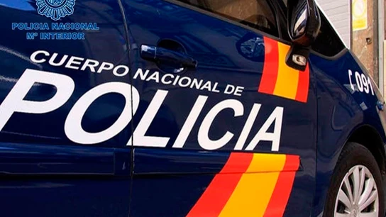 Coche de la Policía Nacional Coche de la Policía Nacional