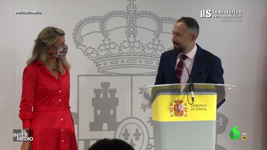 Vídeo manipulado - El momento en el que presentan a Yolanda Díaz como si fuera una cantante Vídeo manipulado - El momento en el que presentan a Yolanda Díaz como si fuera una cantante