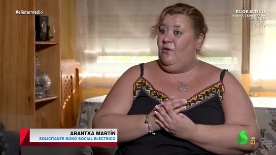 El llamamiento de Arantxa Martín, solicitante del bono energético: "No es poner el aire, es que necesito máquinas para vivir" El llamamiento de Arantxa Martín, solicitante del bono energético: "No es poner el aire, es que necesito máquinas para vivir"