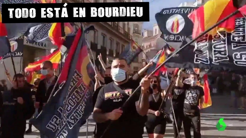 Grupos neonazis marchan por Chueca al grito de "fuera, maricas, de nuestros barrios"