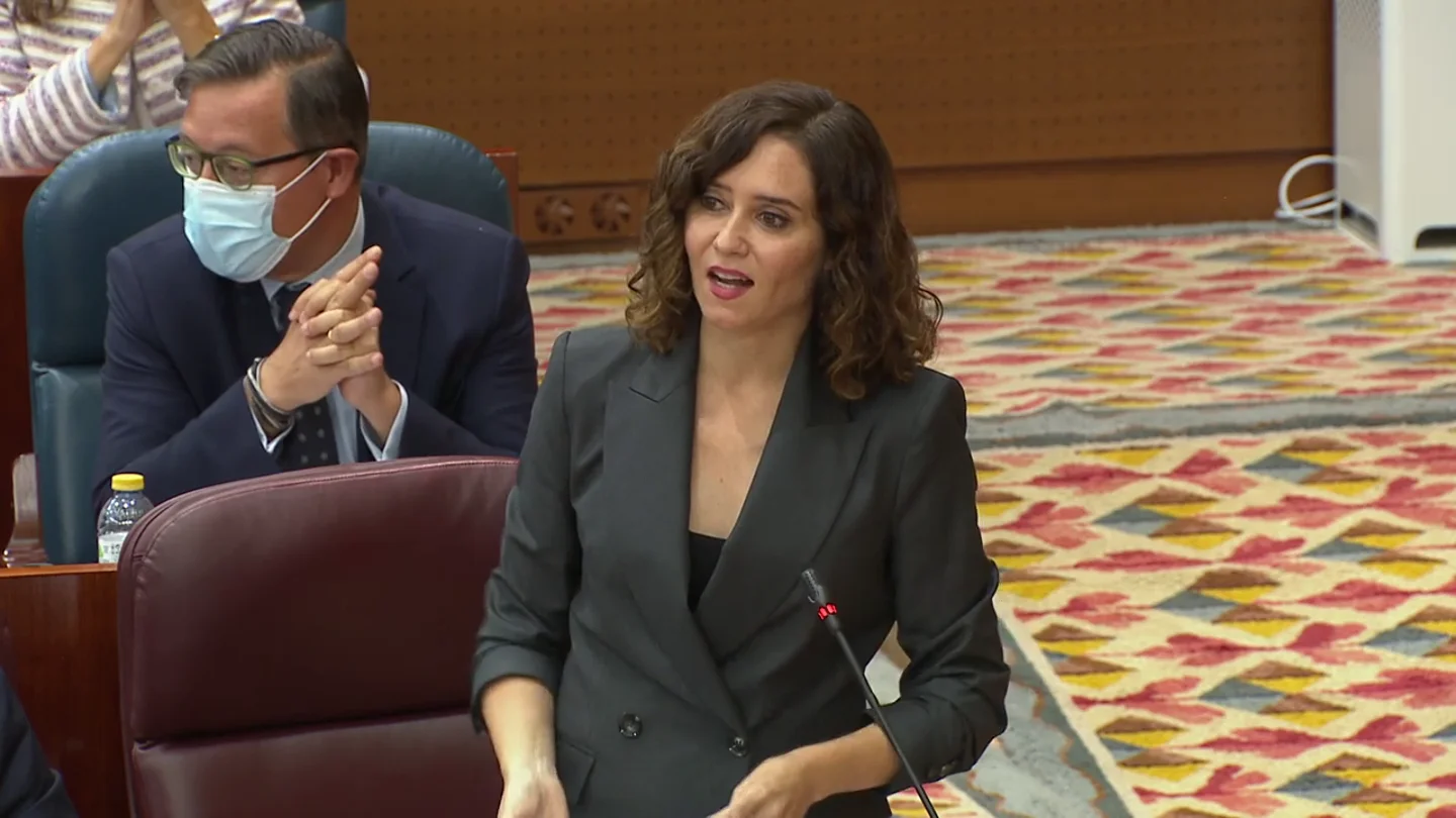 La 'sugerencia' de Ayuso a Mónica García para "disfrutar Madrid" La 'sugerencia' de Ayuso a Mónica García para "disfrutar Madrid"
