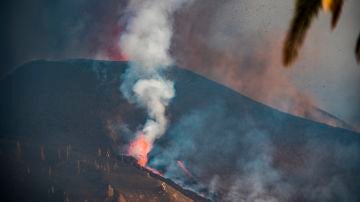 Imagen del volcán de La Palma en erupción