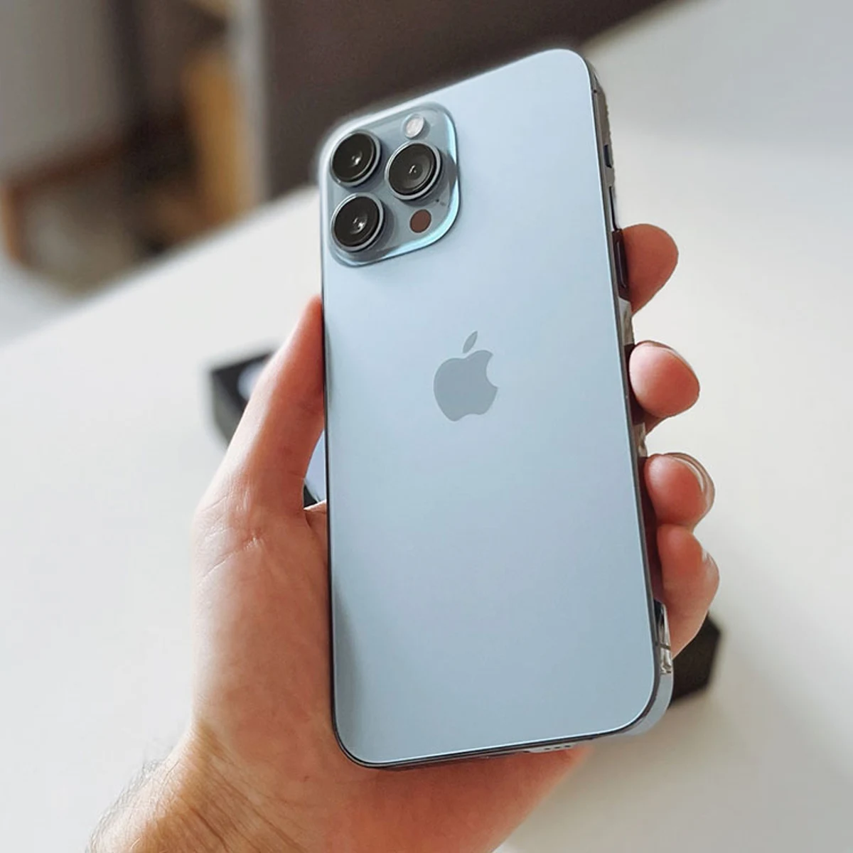 iPhone 13 Pro Max 512gb azul océano de segunda mano por 900 EUR en