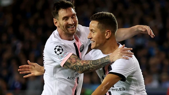 Ander se abraza a Messi Ander se abraza a Messi