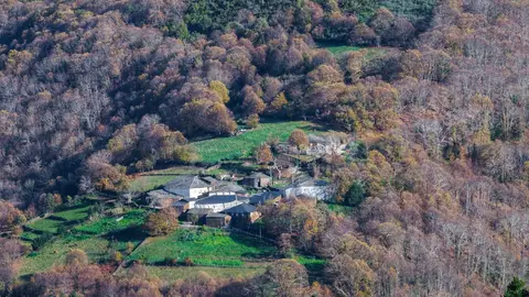 Ruta por la sierra de O Courel, una escapada de otoño espectacular Ruta por la sierra de O Courel, una escapada de otoño espectacular