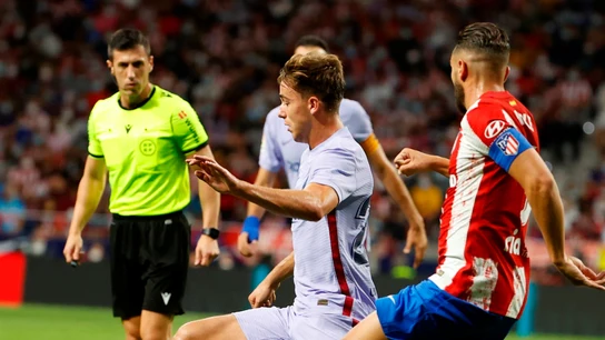 Nico, ante Koke Nico, ante Koke