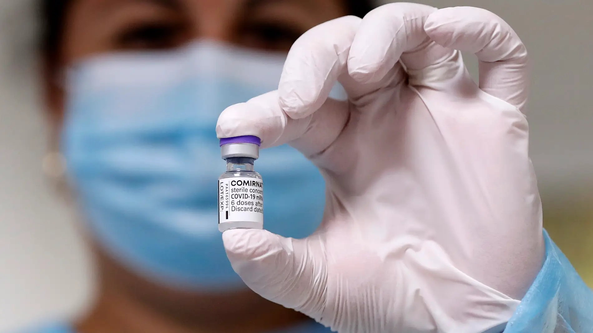 La EMA respalda la dosis de refuerzo con la vacuna de Pfizer en poblacion general