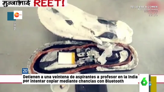 La ingeniosa chuleta de 20 aspirantes a profesores: una chancla con microchip La ingeniosa chuleta de 20 aspirantes a profesores: una chancla con microchip