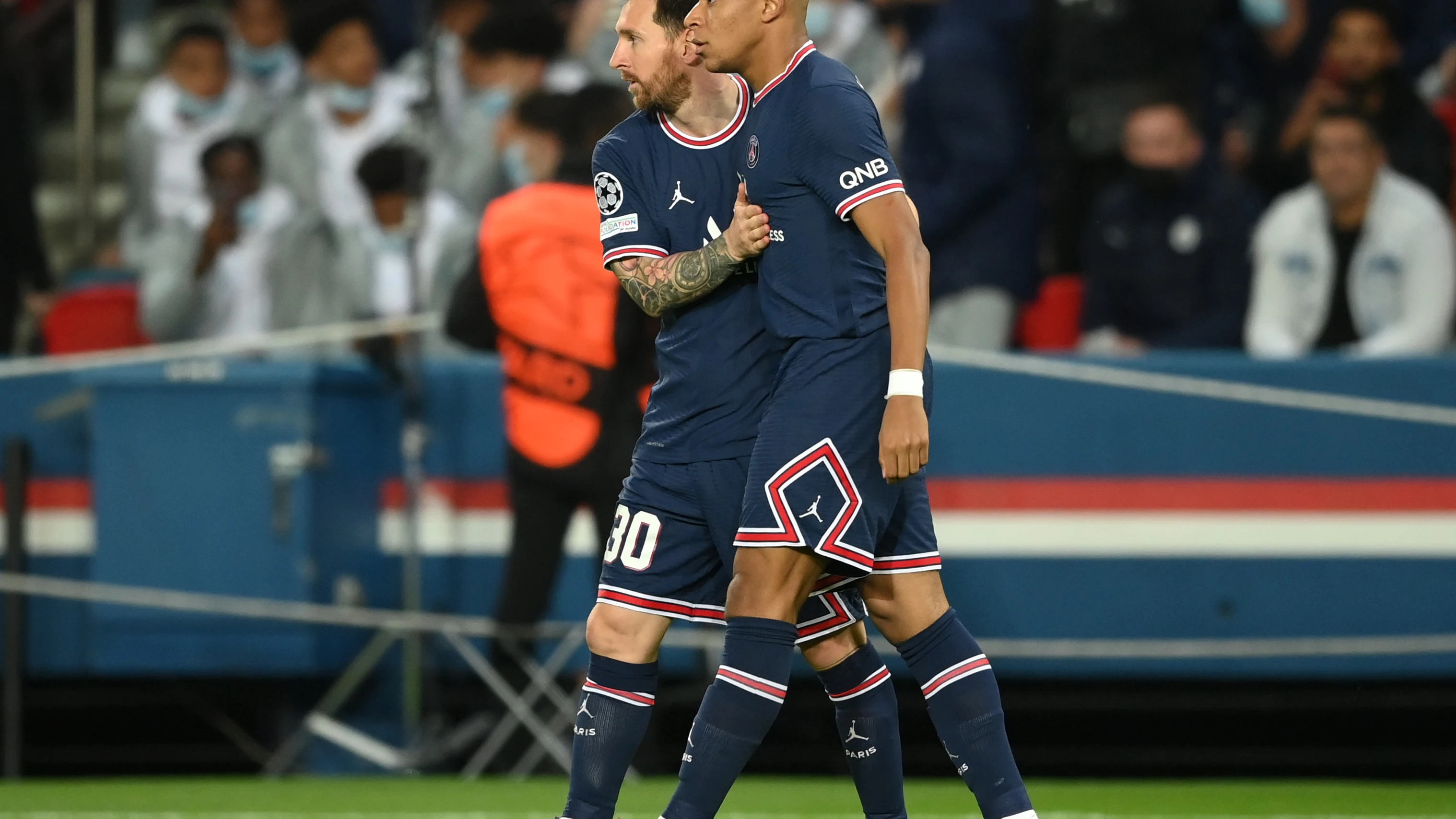 Leo Messi y Kylian Mbappé