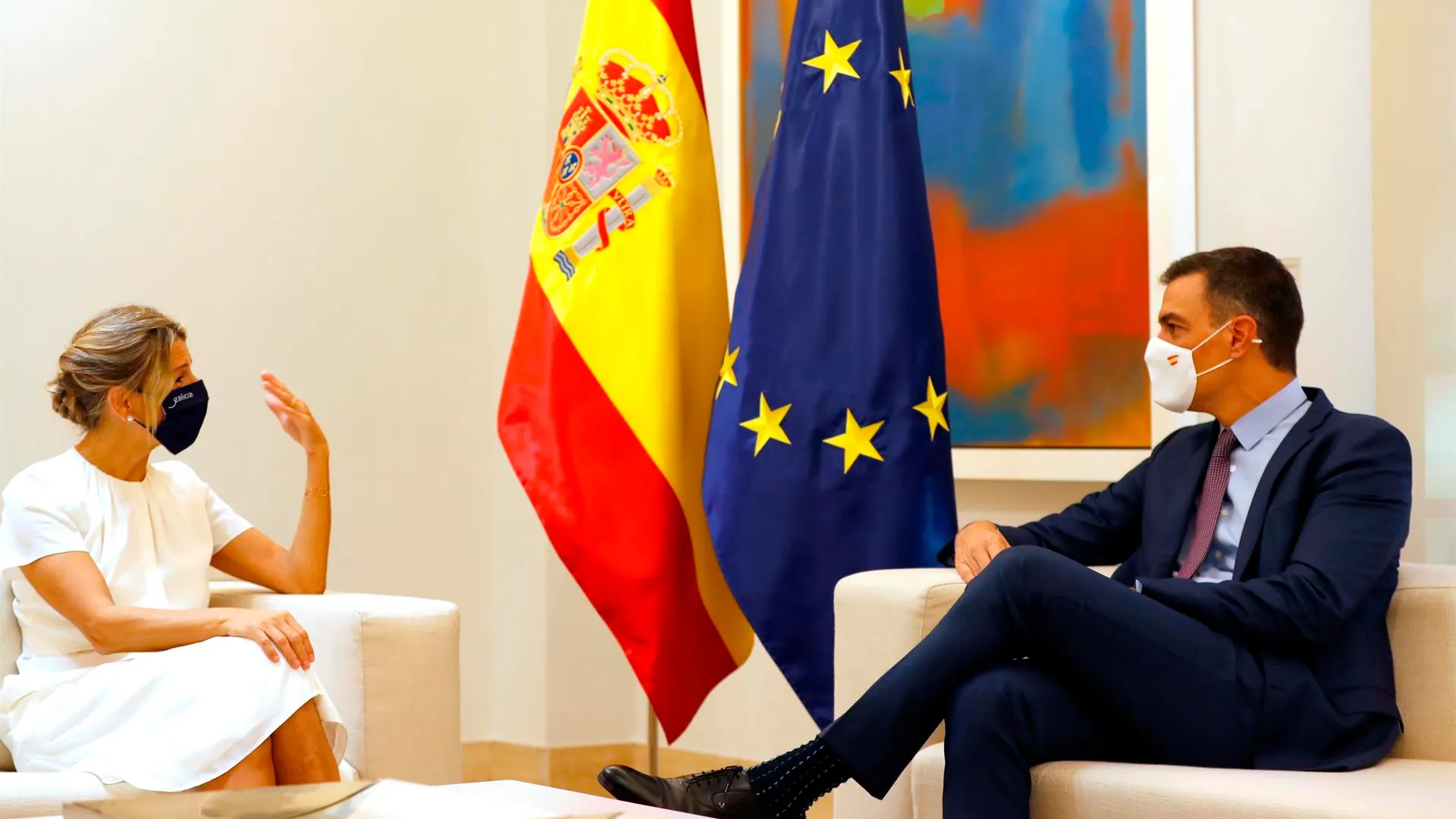 Pedro Sánchez y Yolanda Díaz durante la reunión