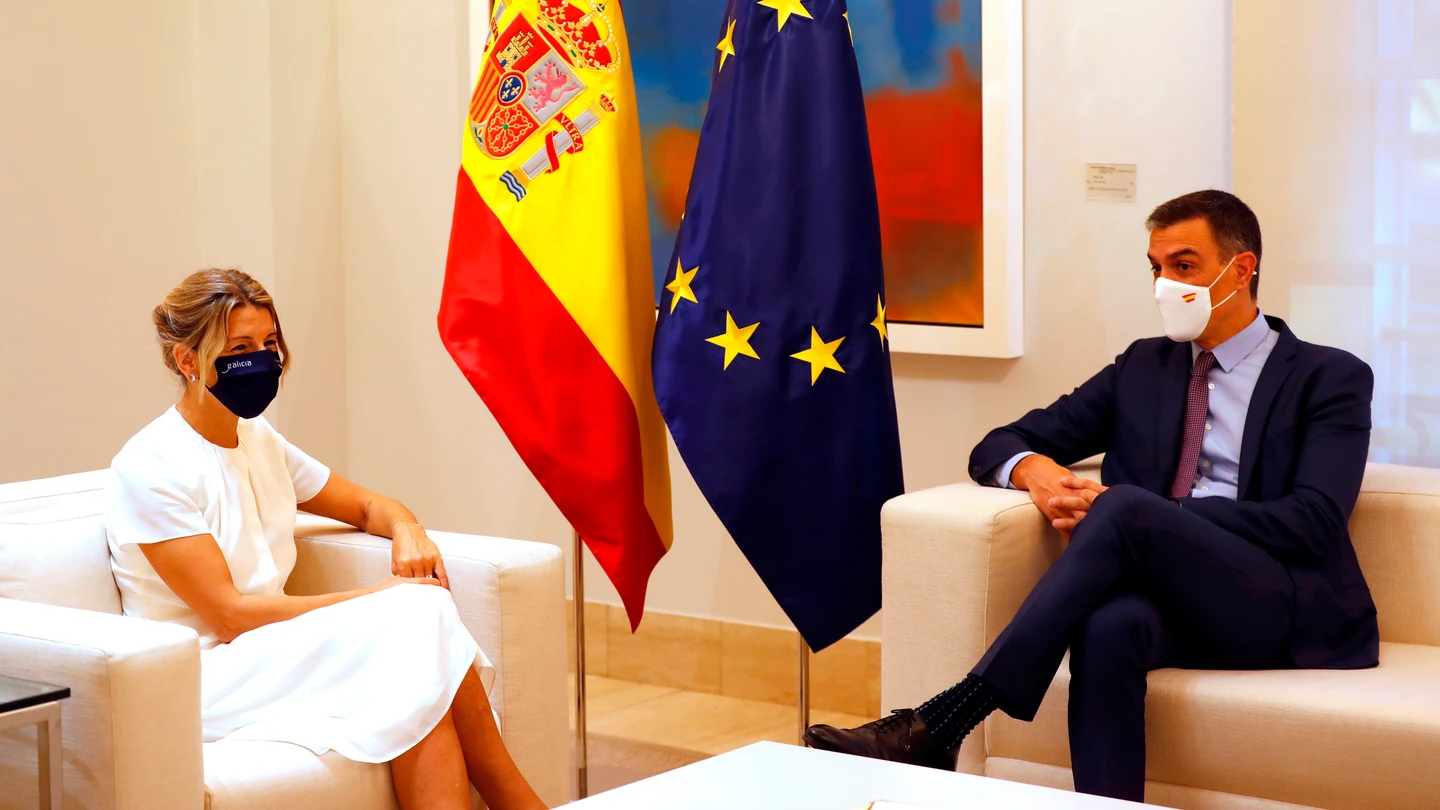 Yolanda Díaz y Pedro Sánchez, antes del Consejo de Ministros Yolanda Díaz y Pedro Sánchez, antes del Consejo de Ministros