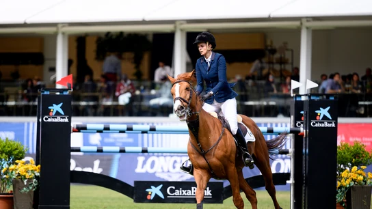 Athina Onassis en una competición en el Club de Campo Villa de Madrid en 2019 Athina Onassis en una competición en el Club de Campo Villa de Madrid en 2019