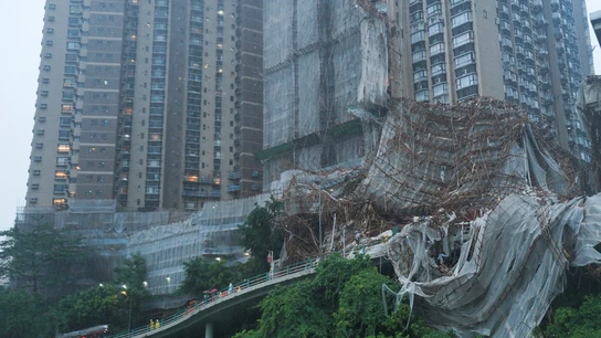 El tifón Lionrock sacude Hong Kong El tifón Lionrock sacude Hong Kong