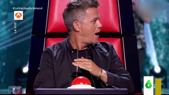 Así fue la inesperada traición de Malú que dejó a Alejandro Sanz con esta cara en La Voz Así fue la inesperada traición de Malú que dejó a Alejandro Sanz con esta cara en La Voz