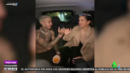 Rauw Alejandro sorprende a Rosalía con esta dedicatoria en pleno concierto en Barcelona Rauw Alejandro sorprende a Rosalía con esta dedicatoria en pleno concierto en Barcelona