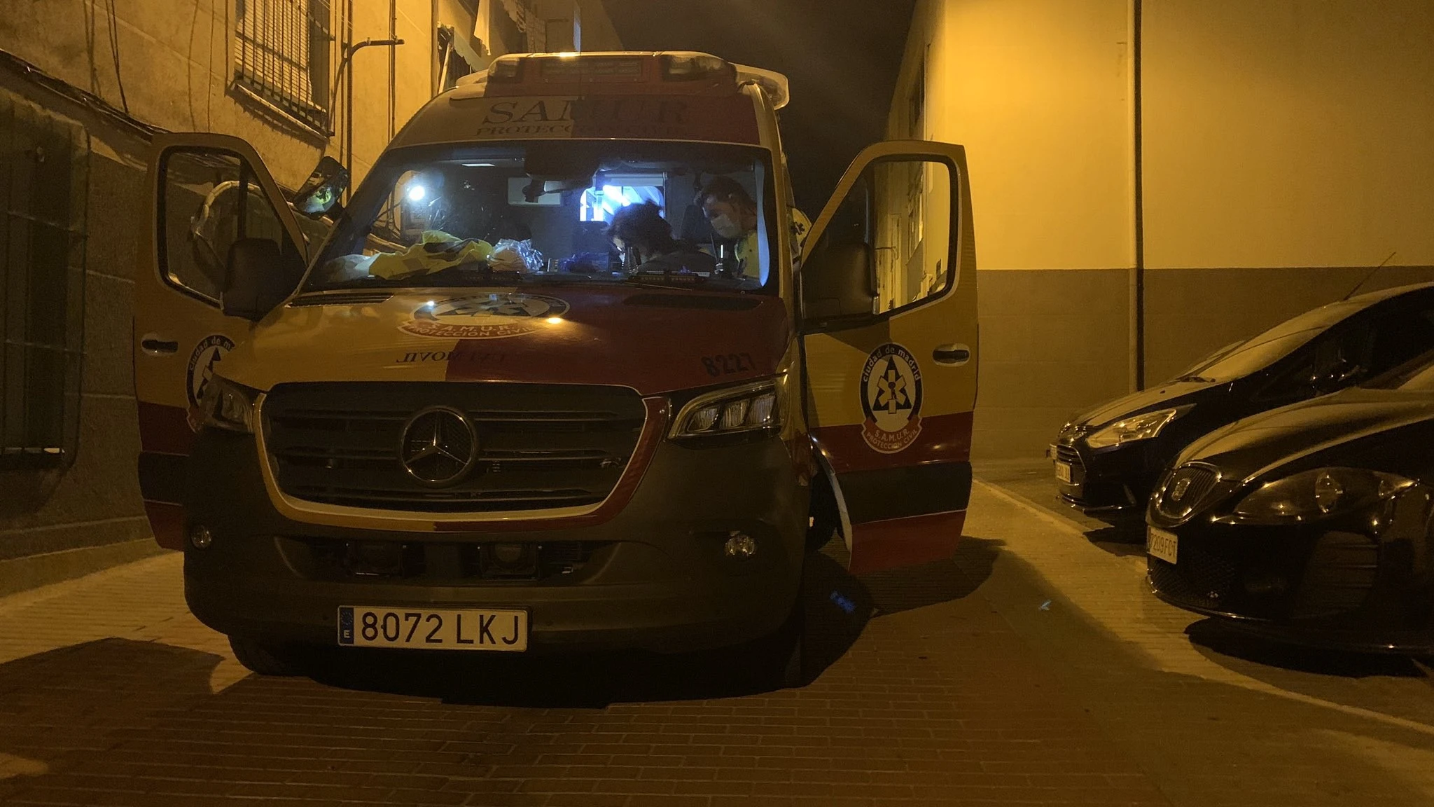 La ambulancia del Samur en el lugar de los hechos