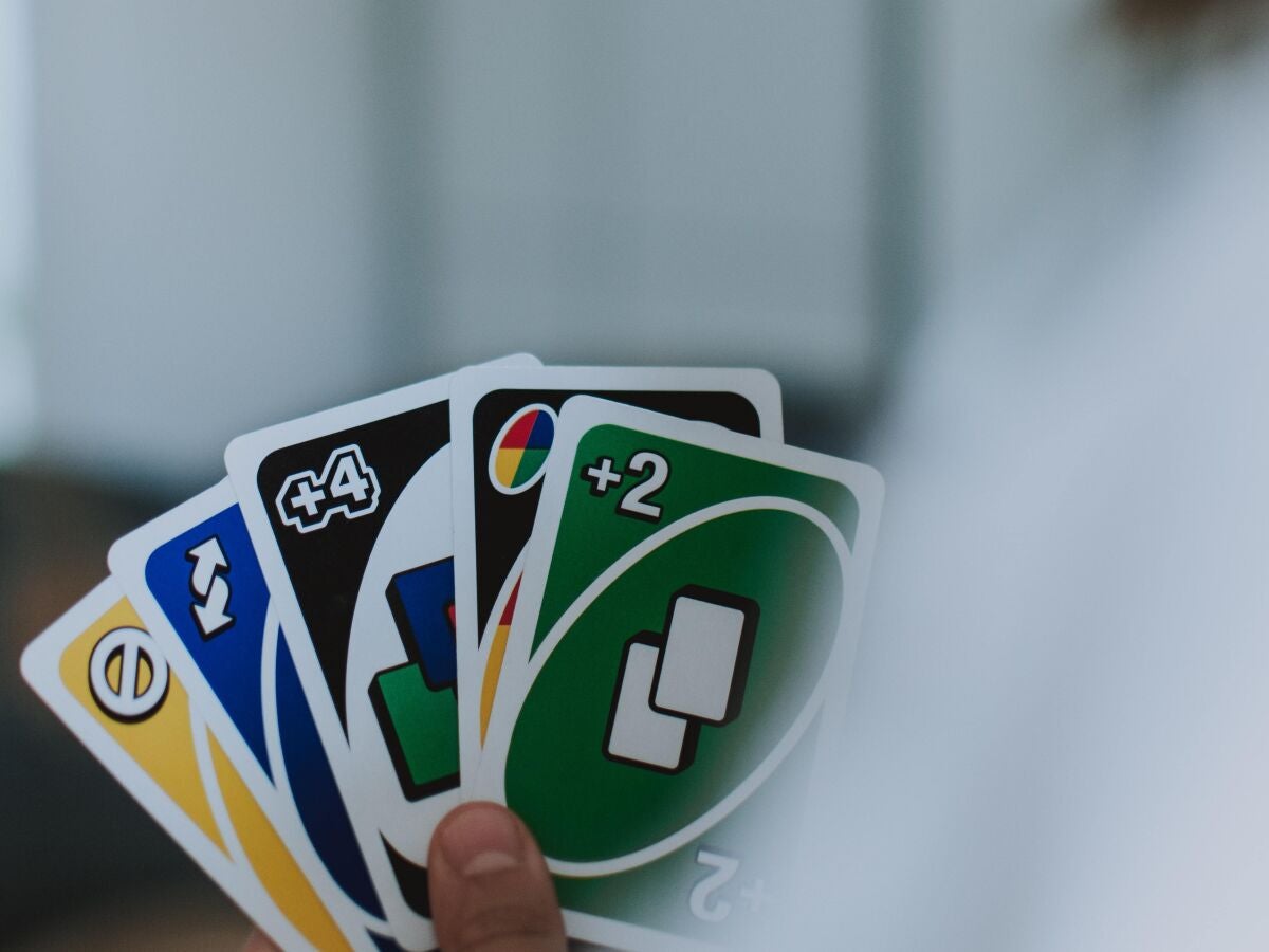 Juego de cartas sales uno como se juega