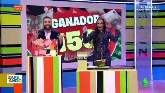 Cristina Pedroche regala 1.150 euros a la ganadora de la sandía millonaria: así ha sido el momentazo en directo Cristina Pedroche regala 1.150 euros a la ganadora de la sandía millonaria: así ha sido el momentazo en directo