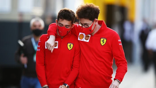 Charles Leclerc y Mattia Binotto Charles Leclerc y Mattia Binotto