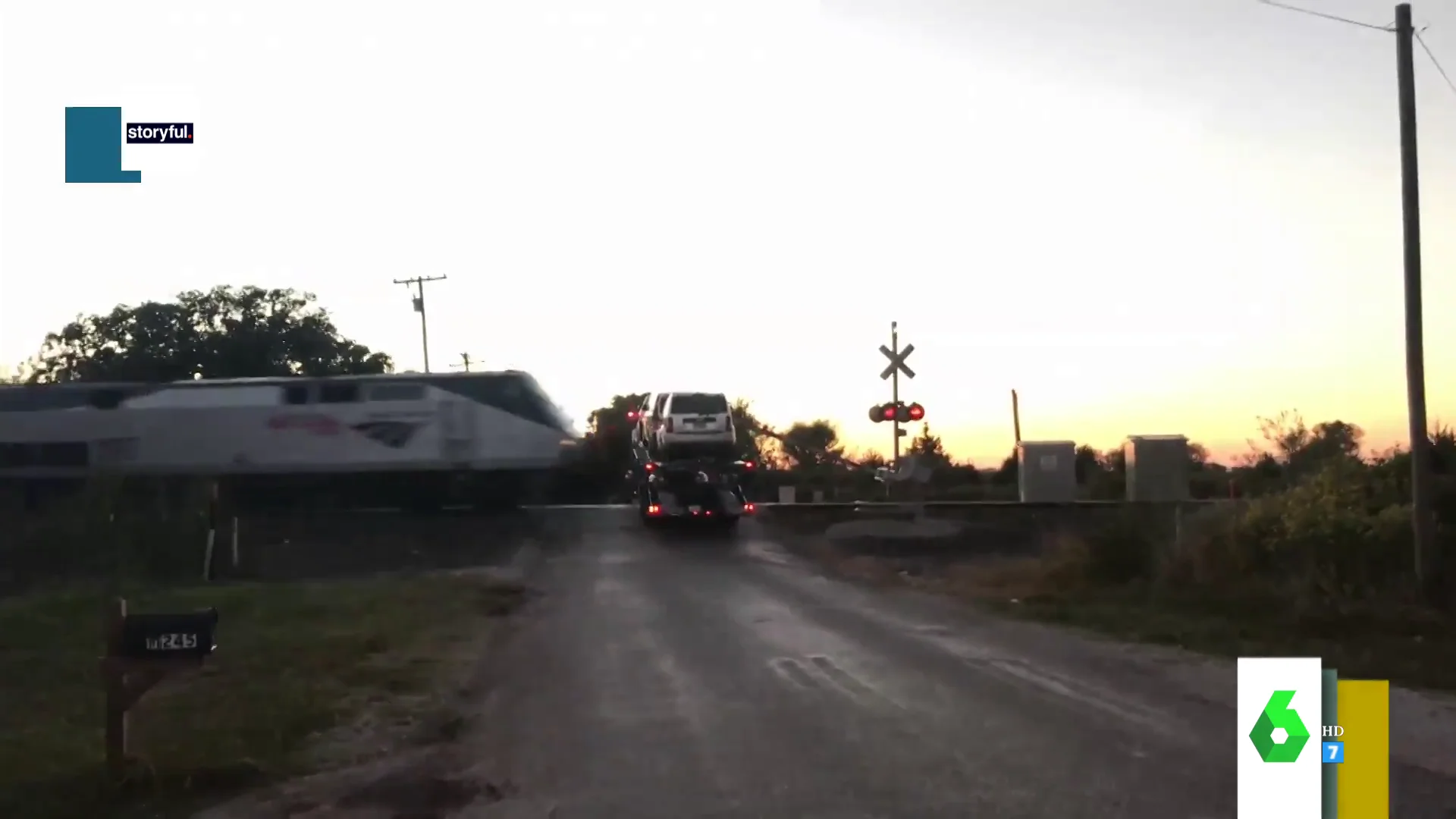 Accidente entre un tren y una grúa