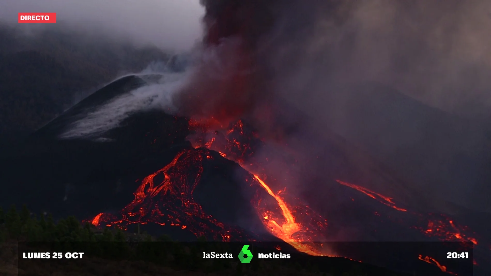 Colapsa el cono principal del volcán de La Palma