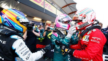 Fernando Alonso, Sebastian Vettel y Charles Leclerc