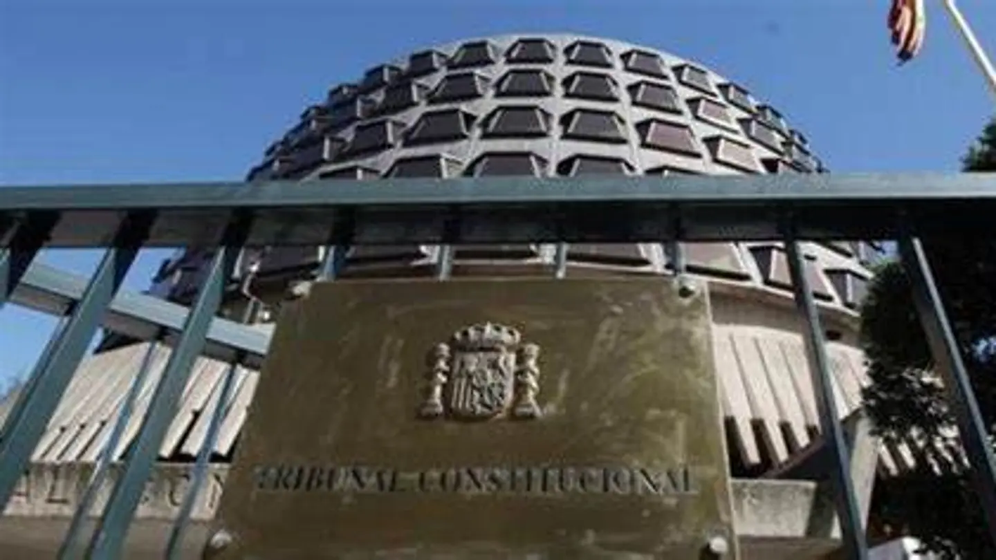 Tribunal Constitucional Tribunales