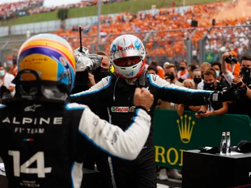 Fernando Alonso y Esteban Ocon Fernando Alonso y Esteban Ocon