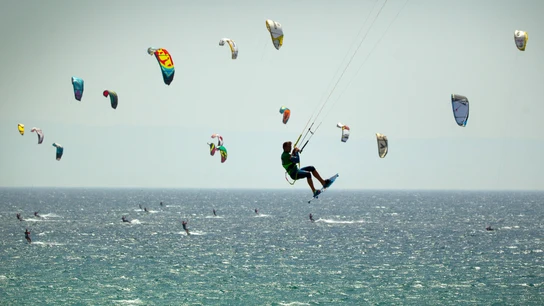 Kitesurfistas en Tarifa Kitesurfistas en Tarifa
