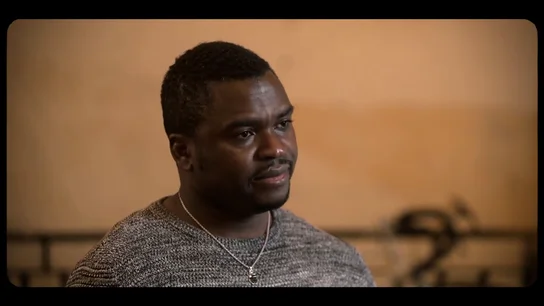 El desgarrador relato de Hervé, superviviente de la respuesta policial a migrantes Ceuta que acabó con 15 muertos en 2014: "Fue horrible" El desgarrador relato de Hervé, superviviente de la respuesta policial a migrantes Ceuta que acabó con 15 muertos en 2014: "Fue horrible"