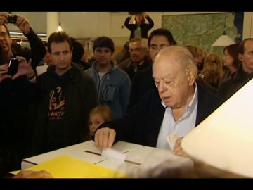 El día los catalanes votaron por la independencia: así fue el referéndum ilegal en Cataluña