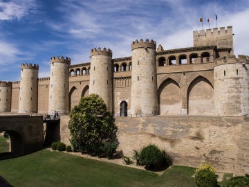 Palacio de la Aljafería: 5 curiosidades que no te dejarán indiferente