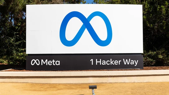 El tótem de Meta en sus oficinas centrales El tótem de Meta en sus oficinas centrales
