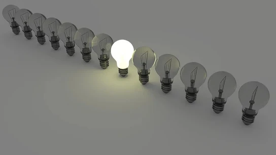 La factura de la luz cambia: estas son las horas más baratas La factura de la luz cambia: estas son las horas más baratas