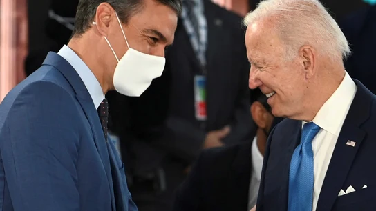 Saludo entre Pedro Sánchez y Joe Biden Saludo entre Pedro Sánchez y Joe Biden