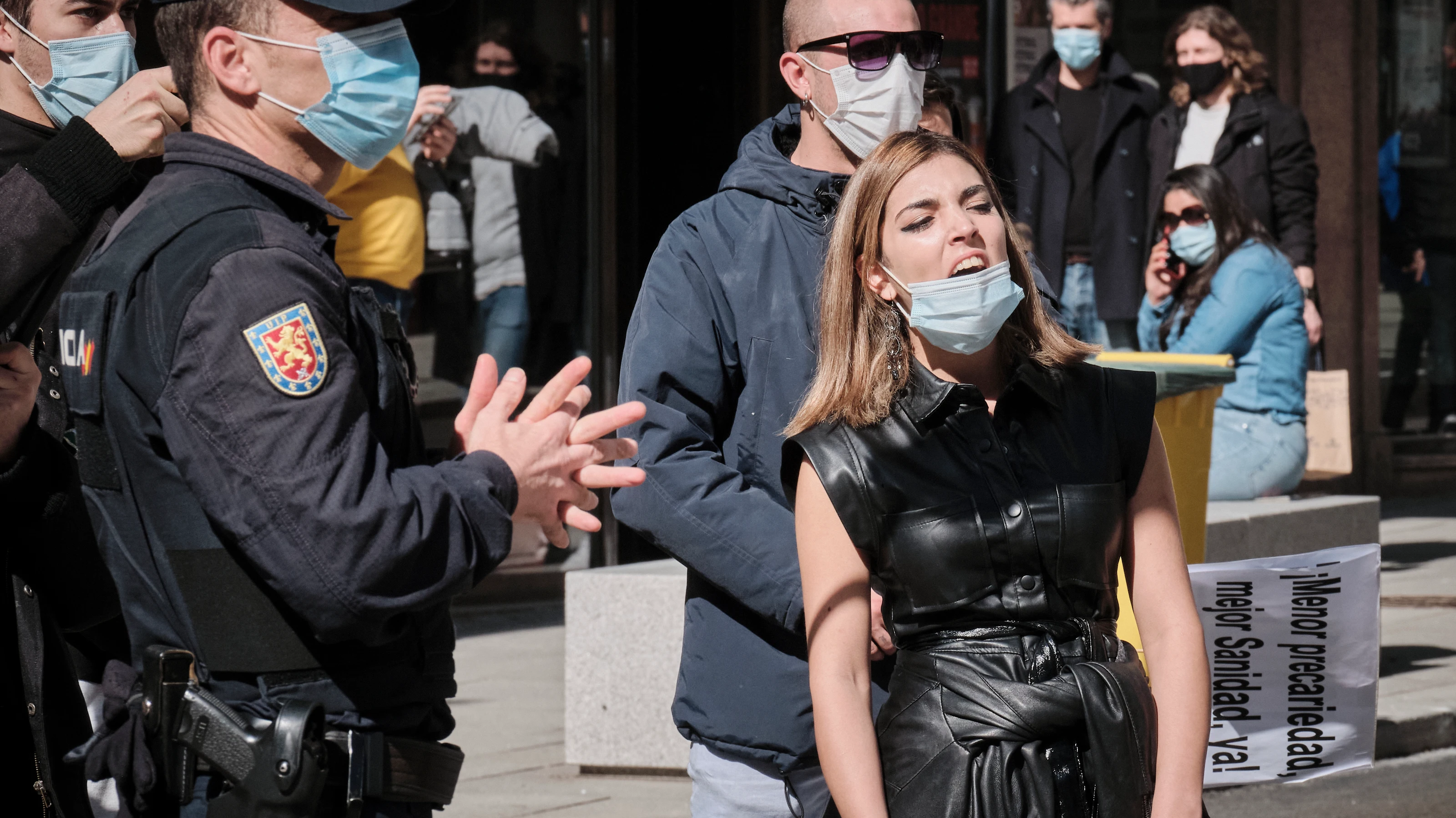 Isabel Peralta, durante una manifestación por la sanidad pública.