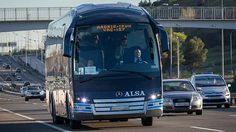 Peligros de no llevar el cinturón de seguridad en el autobús Peligros de no llevar el cinturón de seguridad en el autobús