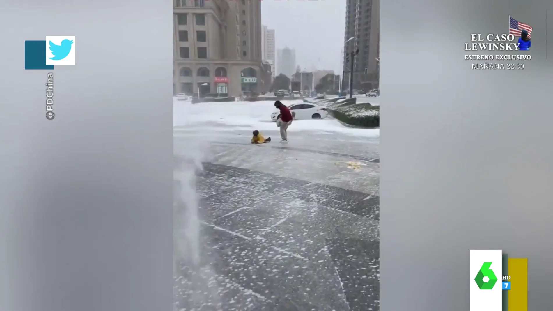 El increíble temporal de viento y hielo en China que mueve personas sin necesidad de andar