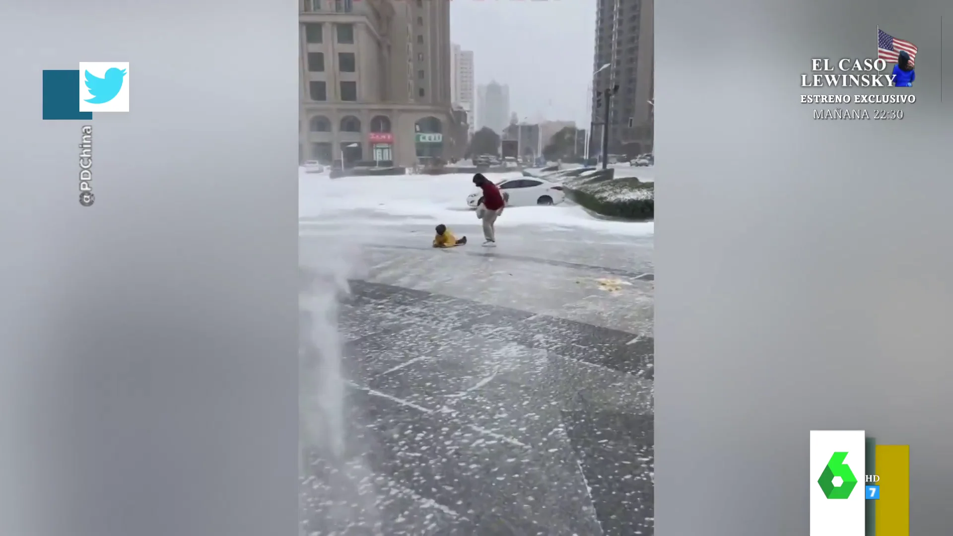 El increíble temporal de viento y hielo en China que mueve personas sin necesidad de andar